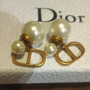 Dior Gold earrings
